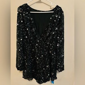 CUPSHE Glitter Star Print Peasant Sleeve Romper, size Med